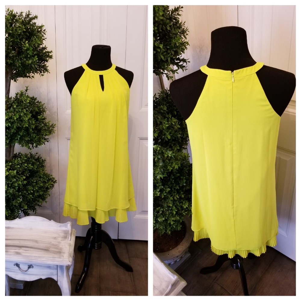Nwot Vince camuto neon yellow shift dress